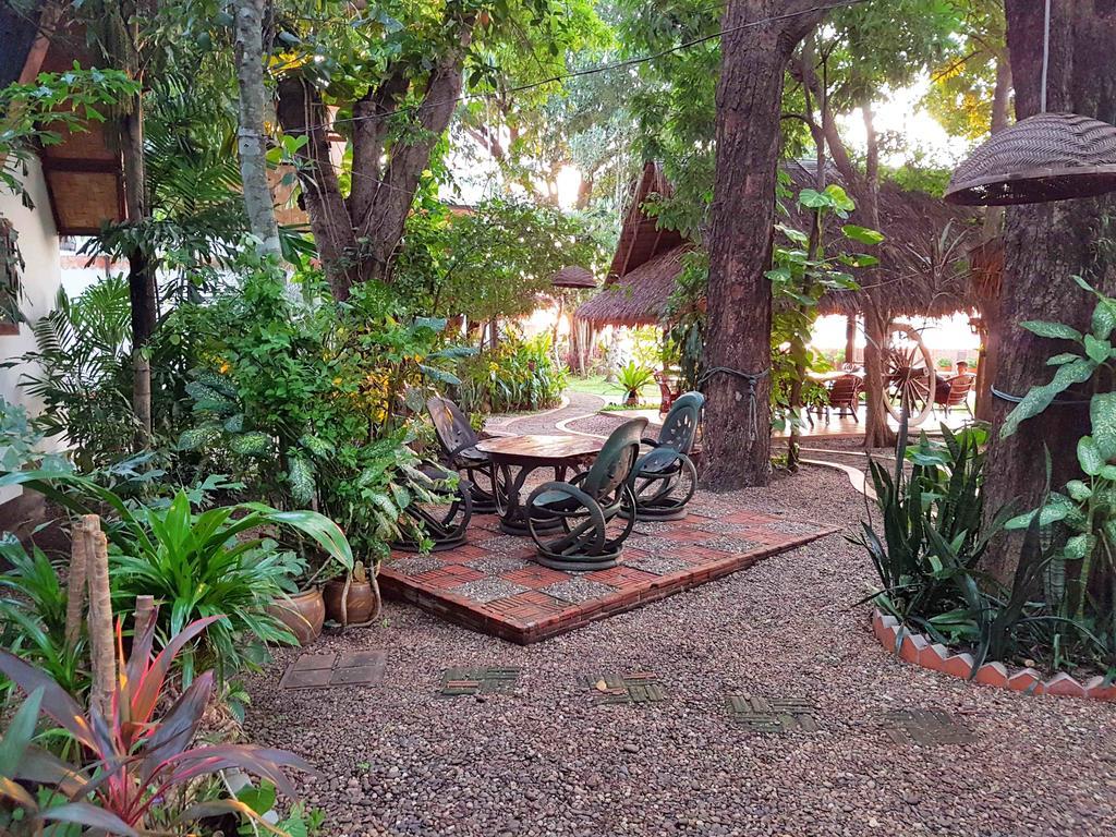 Mut Mee Garden Guest House Nong Khai Bagian luar foto