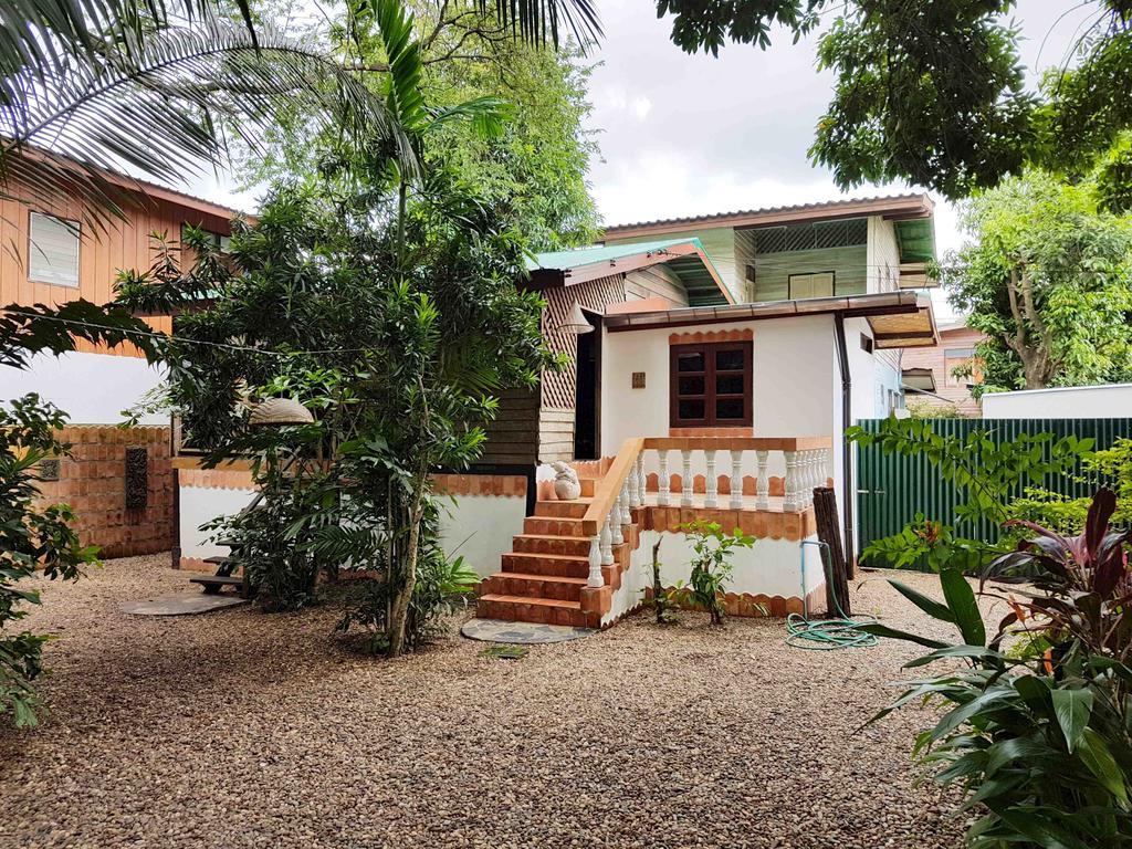 Mut Mee Garden Guest House Nong Khai Bagian luar foto