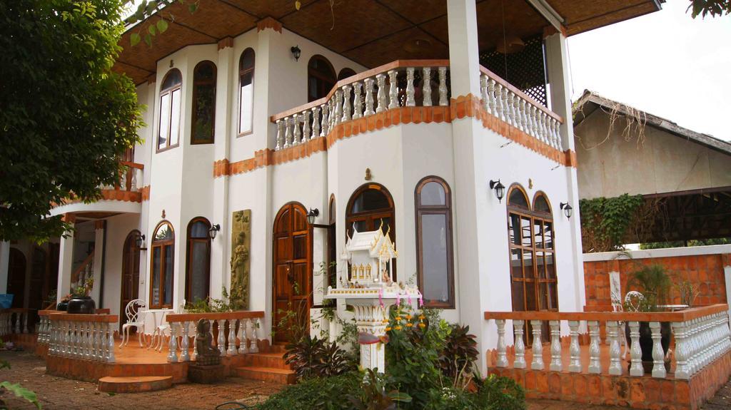 Mut Mee Garden Guest House Nong Khai Bagian luar foto